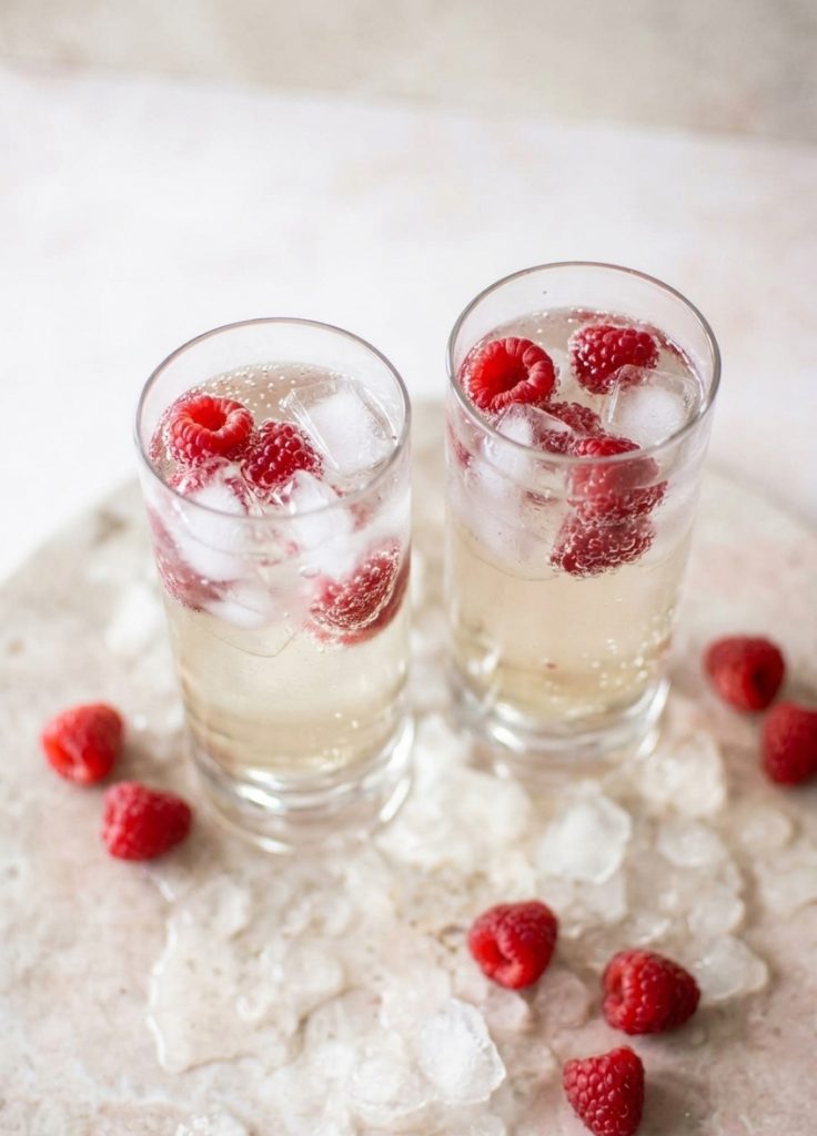 How to Make It Easy Elderflower Mocktail