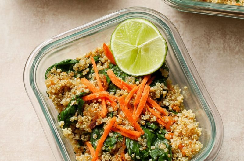 Spinach and Quinoa Vegan Meal Prep Bowls