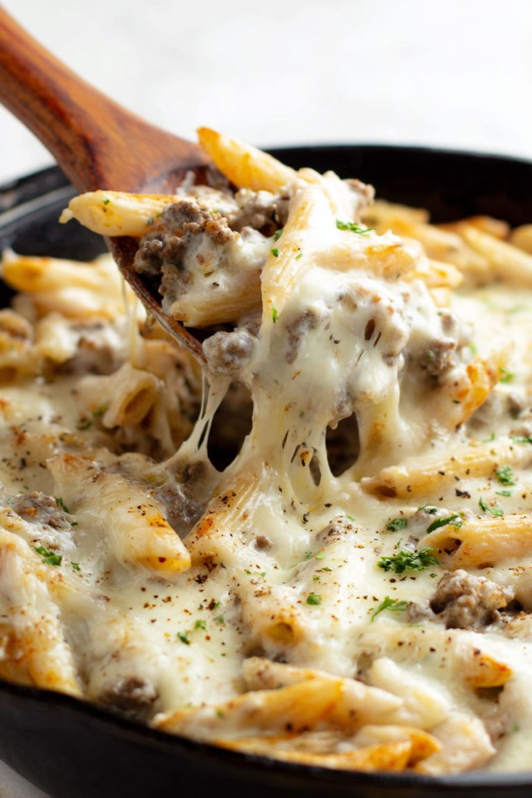 Ground Beef Alfredo Bake