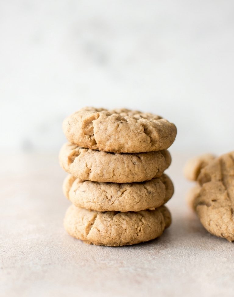 Easy Vegan Peanut Butter Cookies