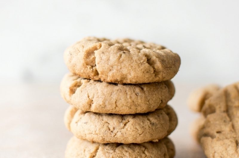 Easy Vegan Peanut Butter Cookies