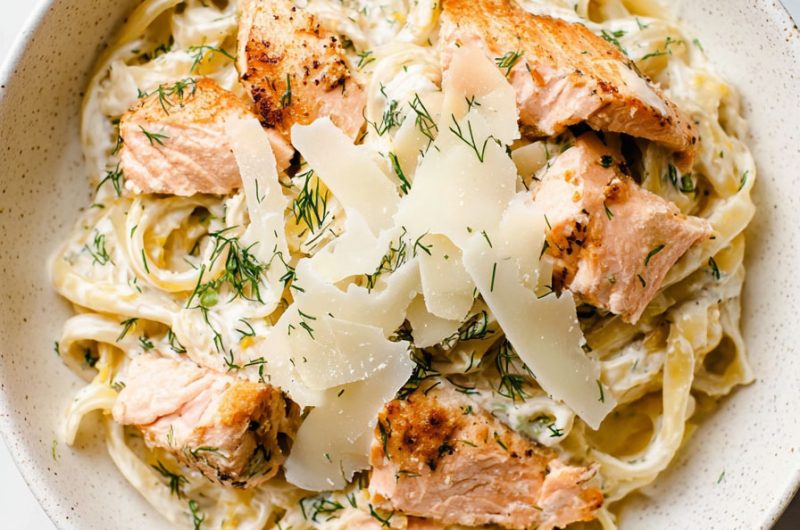 Lemon Dill Salmon Pasta